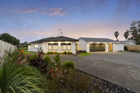 1162 East Coast Road, Pokeno
