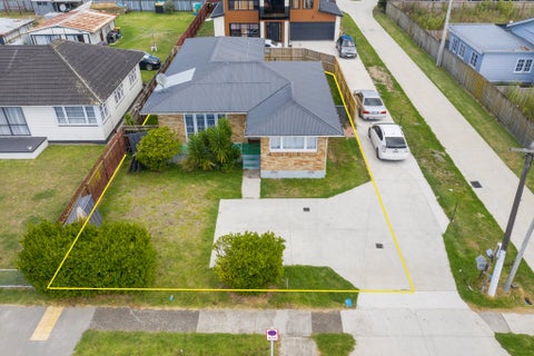 69 Manuroa Road, Takanini, Auckland