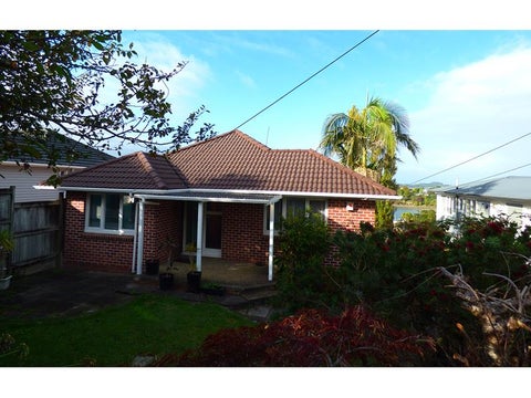 55 Frederick Street, Hillsborough, Auckland