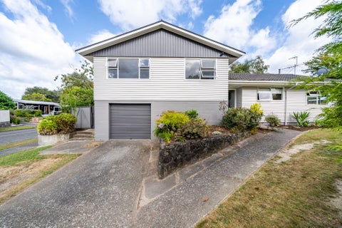 6 Brightwater Crescent, Totara Park, Upper Hutt