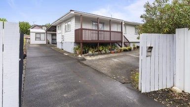 57 Te Irirangi Drive, Clover Park, Auckland