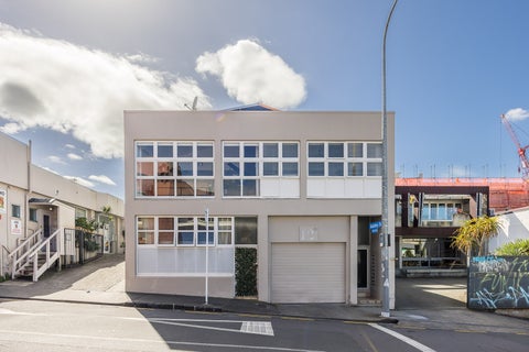 3/12 East Street, Newton, Auckland