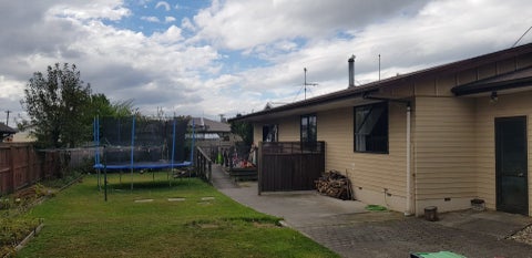 54 Momorangi Crescent, Redwood, Christchurch