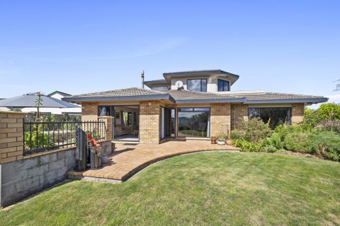 13 Karina Road, Merrilands, New Plymouth