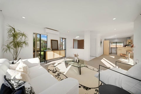 13 Columbia Place, Albany, Auckland