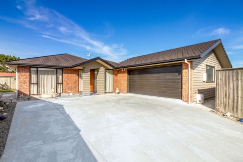 88 Rosalie Terrace, Kelvin Grove, Palmerston North