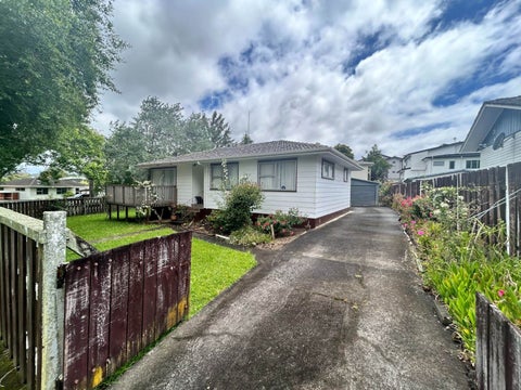 2 Taynith Place, Glenfield, Auckland