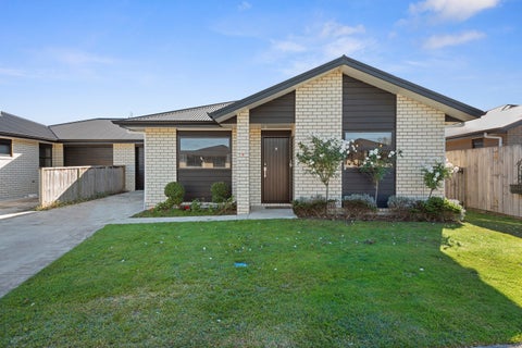 8/11 Errol Close, Burbush, Hamilton