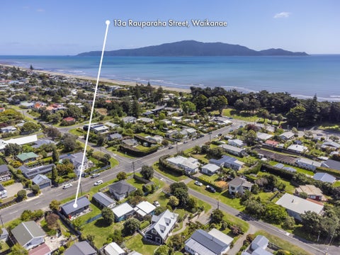 0 , Waikanae Beach