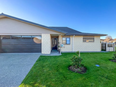 32 Ashmore Park Road, Carterton, Carterton