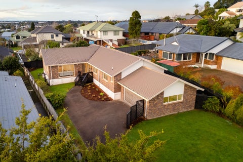 17 Prospect Place, Western Heights, Hamilton