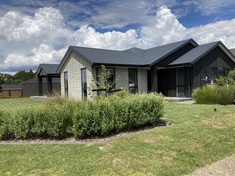 1 Flack Street, Pyes Pa, Tauranga