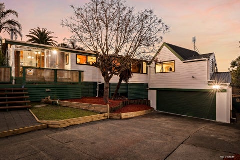 22 Marina View Drive, West Harbour, Auckland