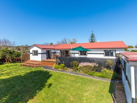8 Harbour Crest Drive, Waiuku, Waiuku