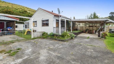 12 Mihaka Road, Papakura