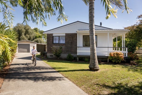 2 Novelle Grove, Papamoa Beach, Papamoa