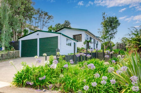 84 Riwai Street, Paraparaumu