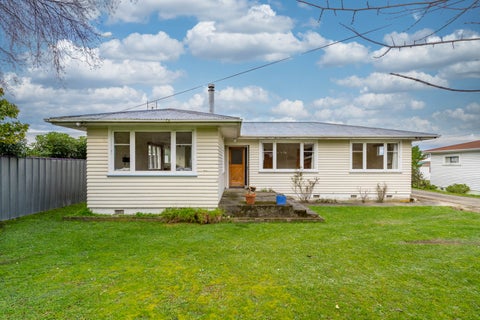 6 Tait Crescent, Featherston