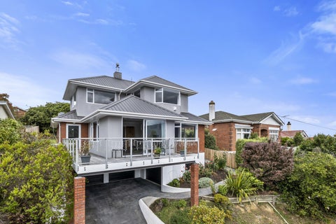126 Signal Hill Road, Opoho, Dunedin