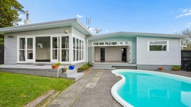 53 Greenhithe Road, Greenhithe, Auckland
