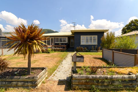 17 Caledonia Road, Ngongotaha, Rotorua
