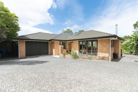 87A Donovan Street, Blockhouse Bay, Auckland