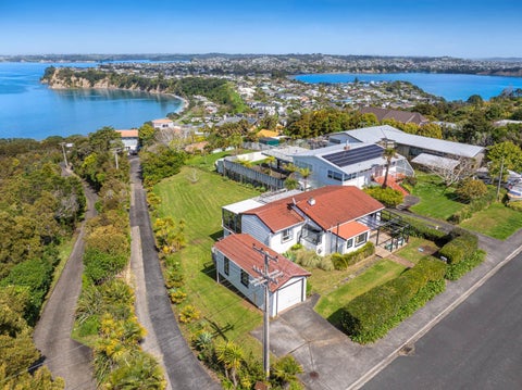 51 Roberts Road, Matakatia, Whangaparaoa