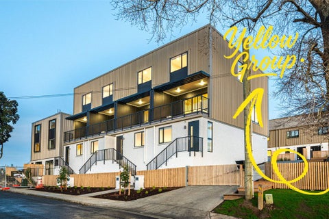 2/11 Ryburn Road, Mount Wellington, Auckland
