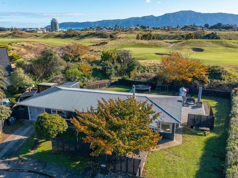 27 Callender Terrace, Paraparaumu Beach, Paraparaumu