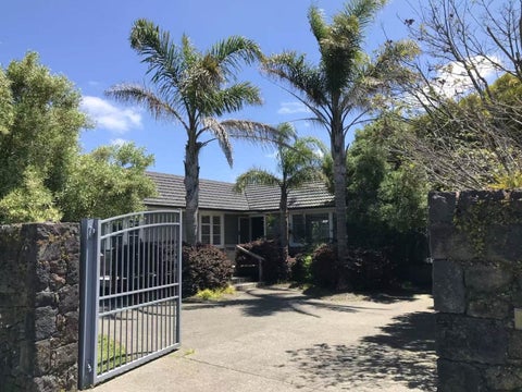 29 Bradbury Road, Botany Downs, Auckland