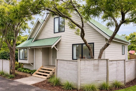 82A Clonbern Road, Remuera, Auckland