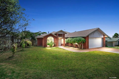 33 Bluebird Crescent, Unsworth Heights, Auckland