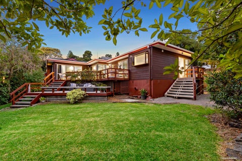 18 Odin Place, Beach Haven, Auckland