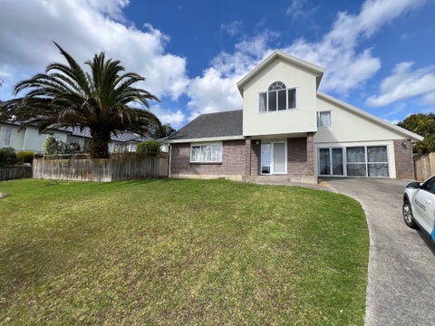 8 Thornbill Rise, Unsworth Heights, Auckland