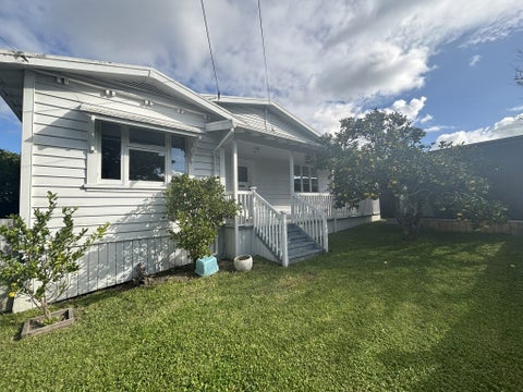 18 Western Springs Road, Morningside, Auckland