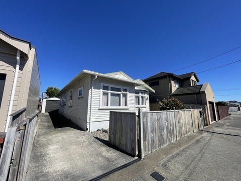 13 Ellesmere Avenue, Miramar, Wellington