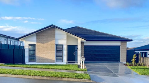 8 Fallowdown Street, Wainui, Wainui