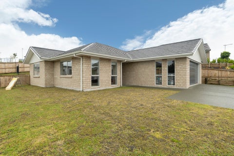 315 Lakes Boulevard, Pyes Pa, Tauranga