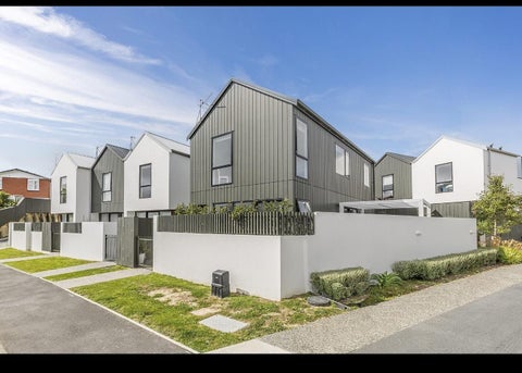 4/6 Oswald Crescent, Paparangi, Wellington