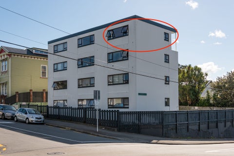 12/52 Russell Terrace, Berhampore, Wellington