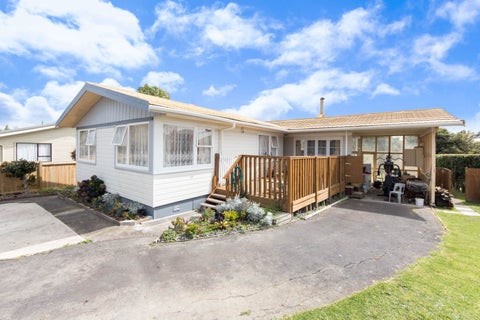 38 Kelkirk Street, Kelston, Auckland