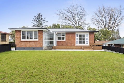 46 Bruce Avenue, Glenview, Hamilton