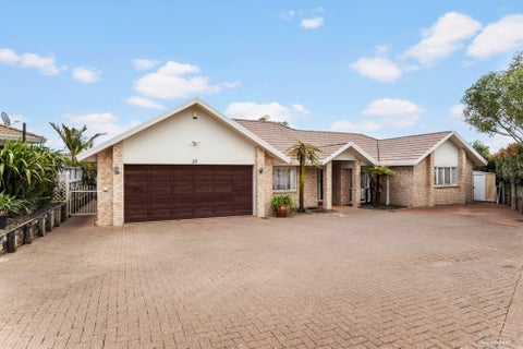 20 Vermeer Place, West Harbour, Auckland