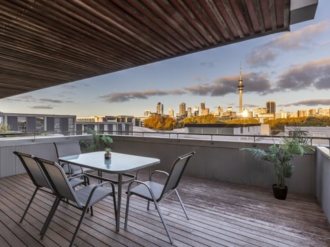 56 Fisher-Point Drive, Auckland Central, Auckland