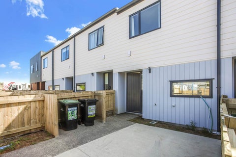 27 Clay Works Lane, New Lynn, Auckland