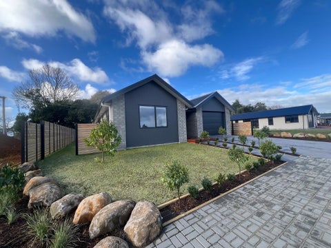 10 Lyn Reta Way, Tuakau, Tuakau