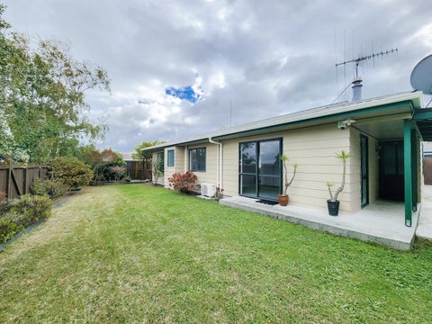 2 Lydia Place, Kelvin Grove, Palmerston North