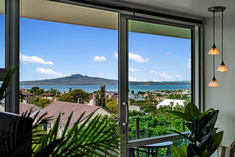 3/160 Kepa Road, Orakei, Auckland