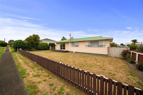 26 Ngatai Street, Manaia, Manaia