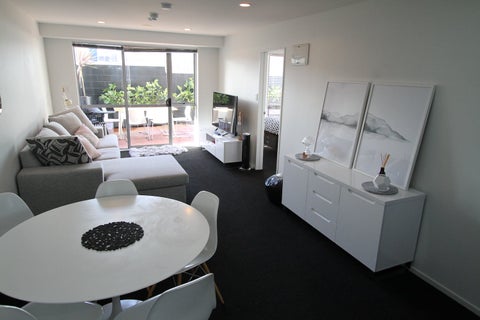 1E/1 Ophir Street, Newton, Auckland